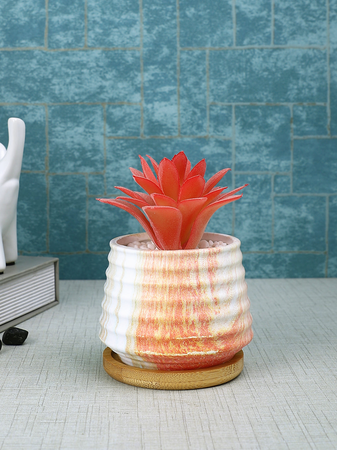 White 1 Pieces Succulent Artificial Plant With Pot