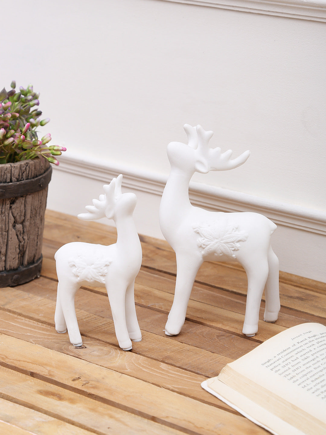 Christmas Themed Ceramic White Deer Duo - Default Title (SHOW19569_2)