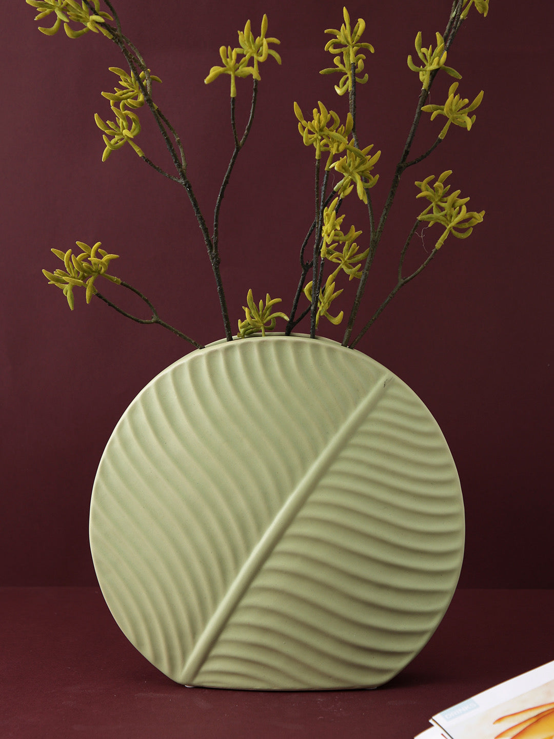 Leaf Pattern Ceramic Vase - Default Title (VASC22466)