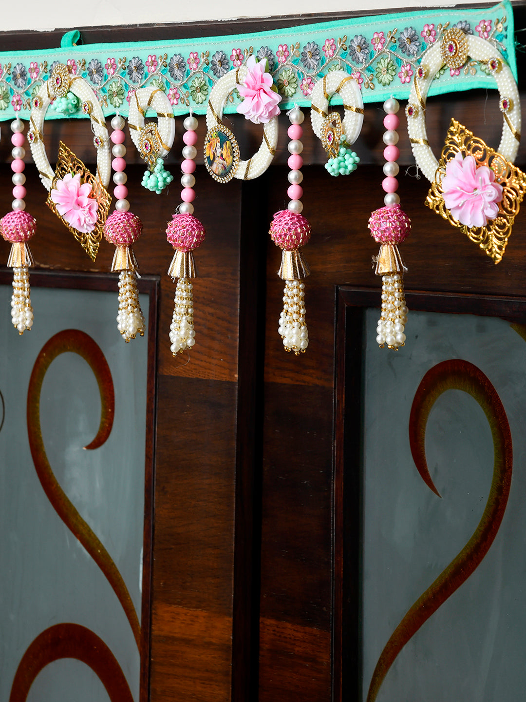 Gold Toned & Pink Floral Beaded Door Toran