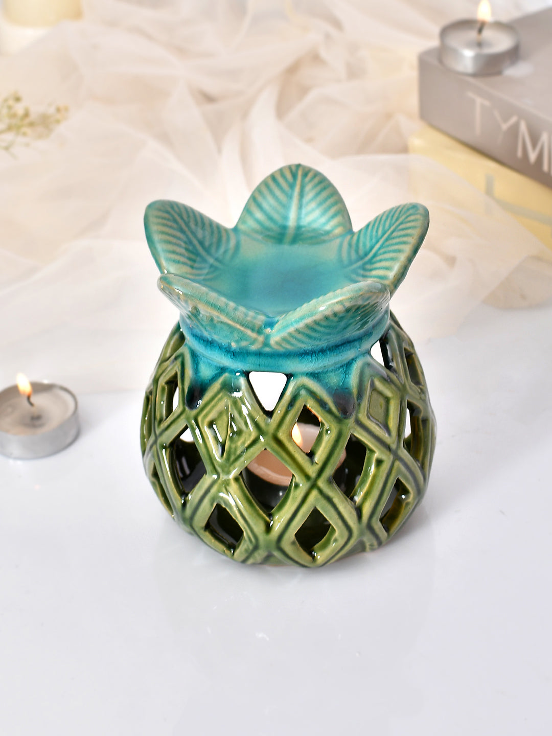 Green Ceramic Pineapple Aromatherapy Oil Diffuser