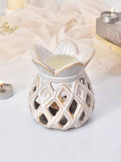 White Ceramic Pineapple Aromatherapy Oil Diffuser