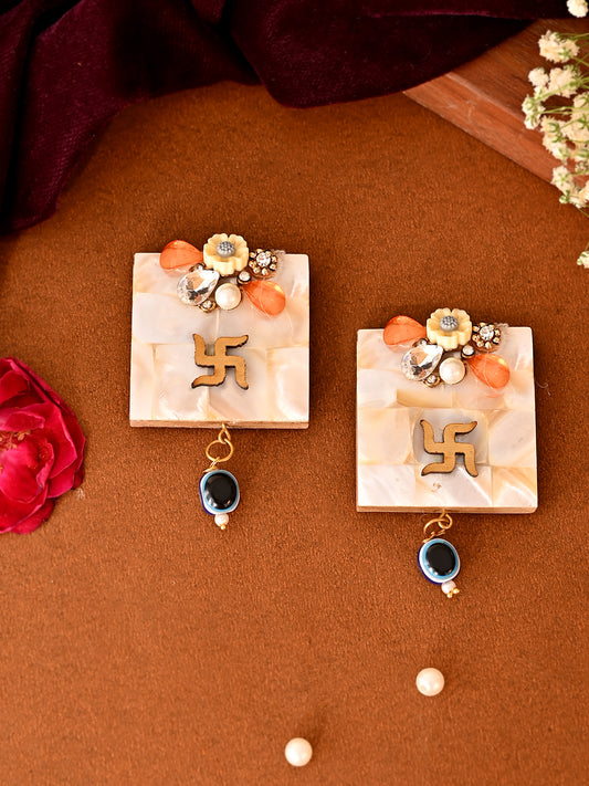 Swastik  Pearl Finish Hanging