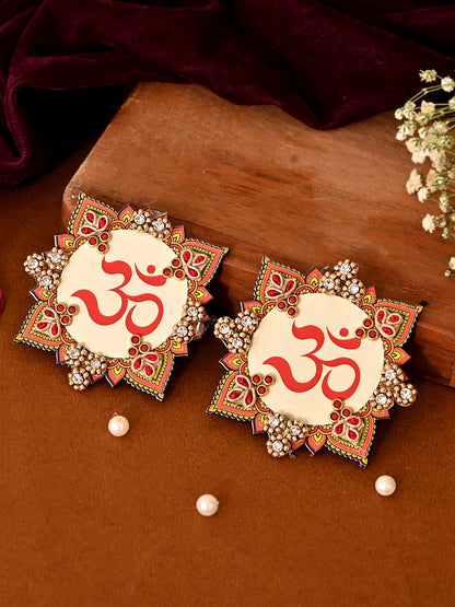 OM Design Decorative Hanging – Intricate Beaded Wall Ornament