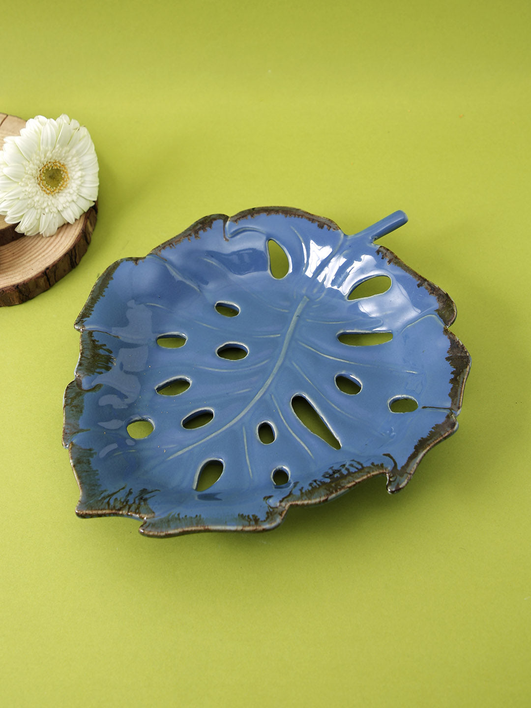 Leaf Design Serving Platter