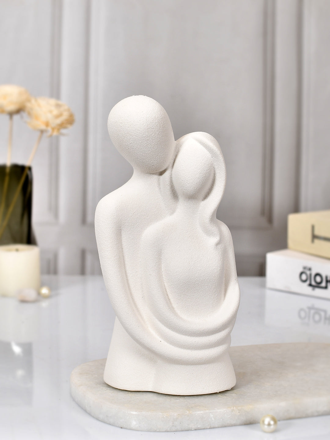 Ceramic Matte Eternal Love Statue in White