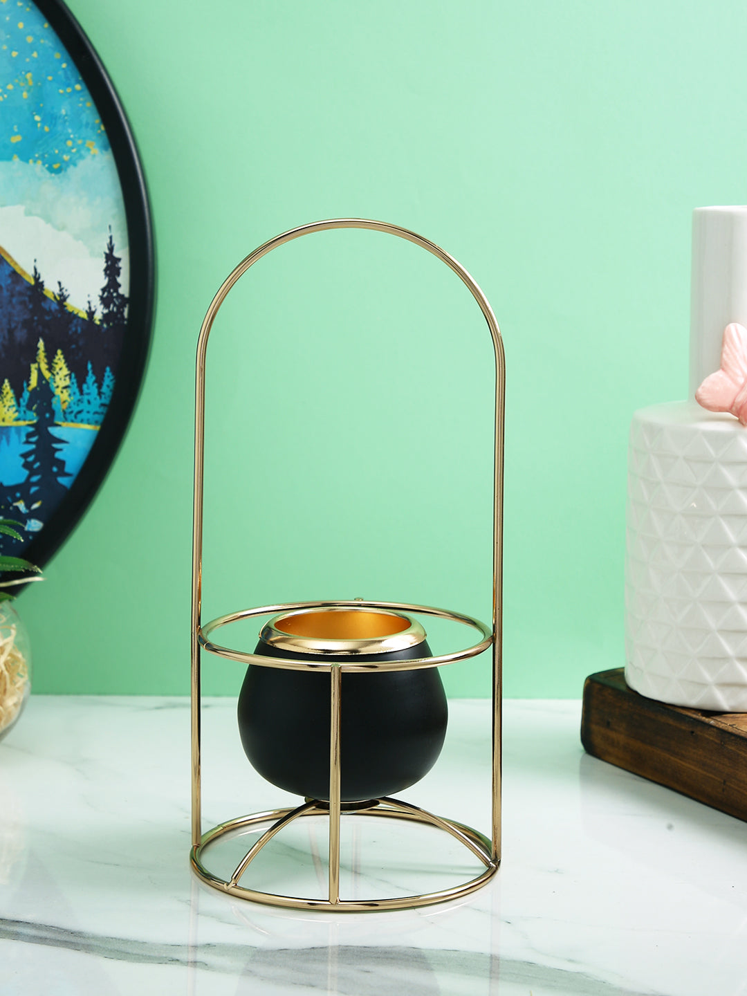 Regal Radiance Golden Metal Candle Holder