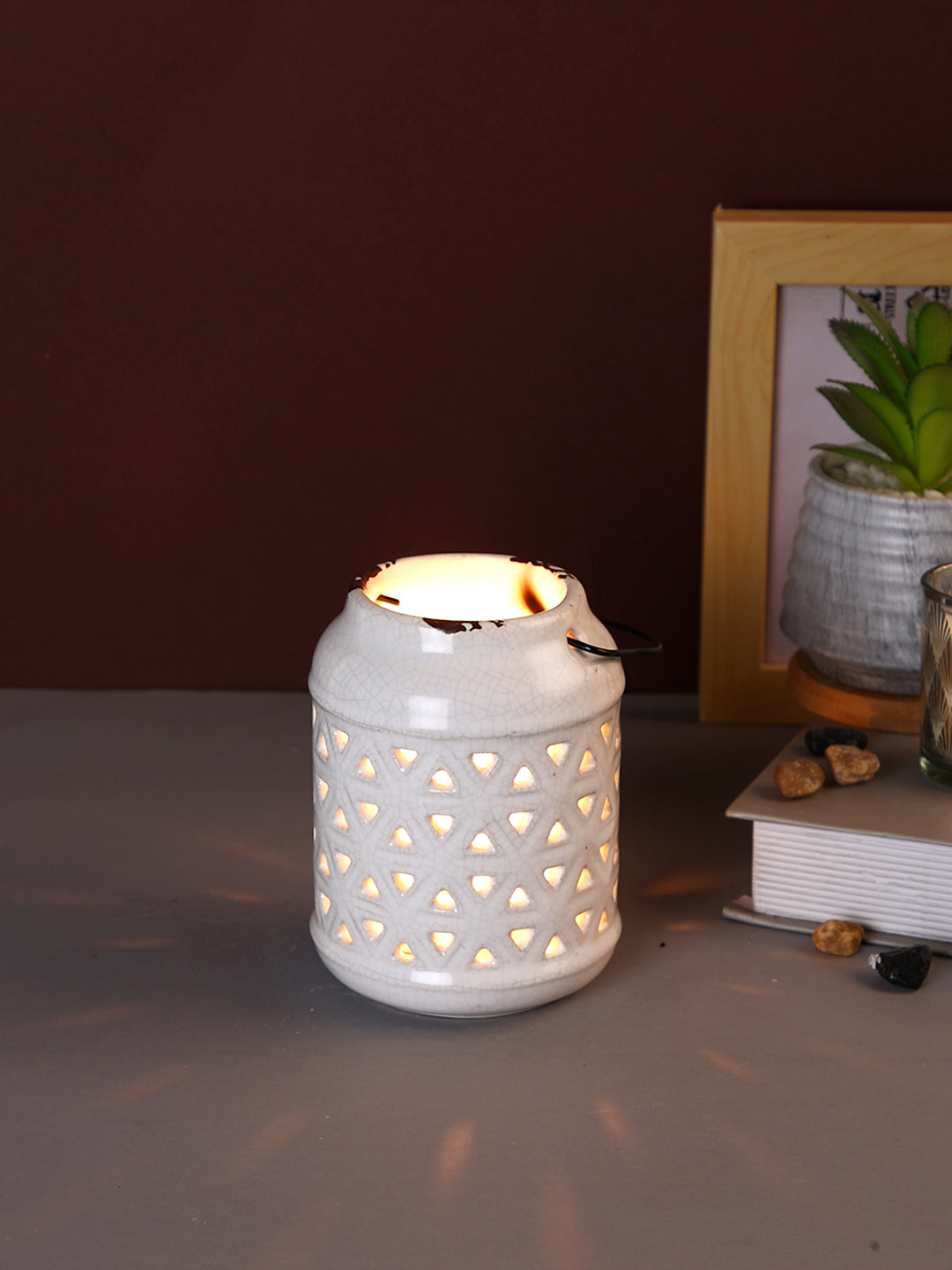 White Patterned Ceramic Candle Holder