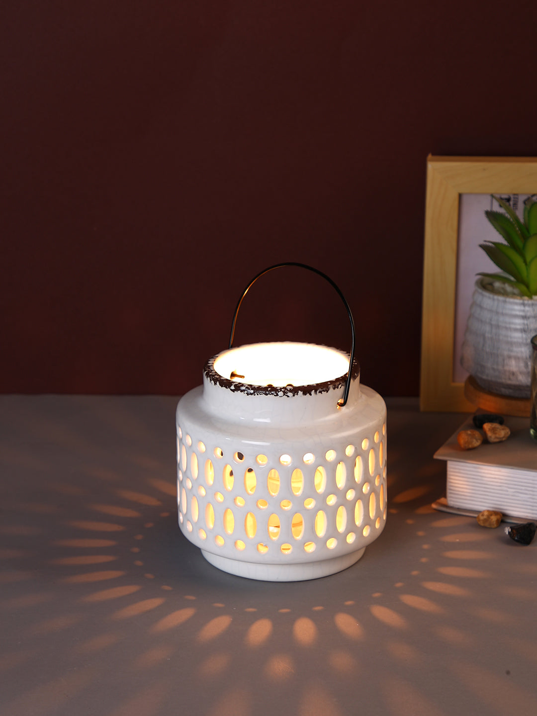 White & Black Crafted Ceramics Candle Holder