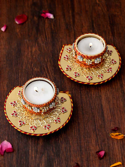 Red & Gold-Toned 2 Pieces Floral Metal Candle Holders