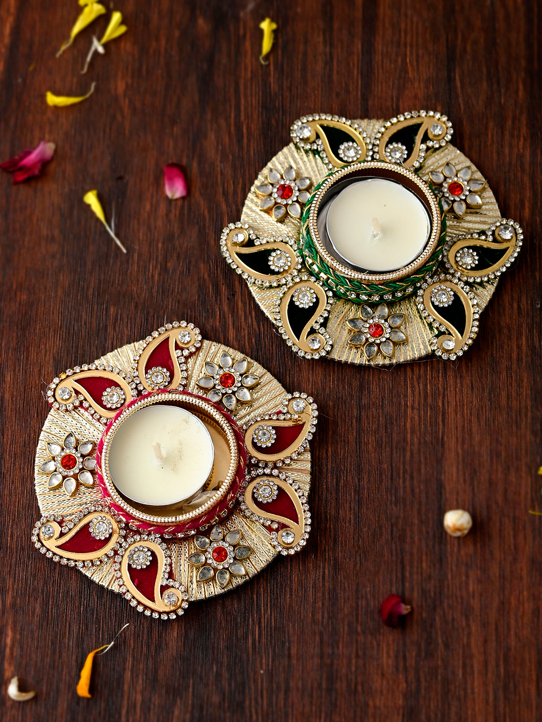 Green & Gold-Toned 2 Pieces Paisley Shaped Metal Candle Holders