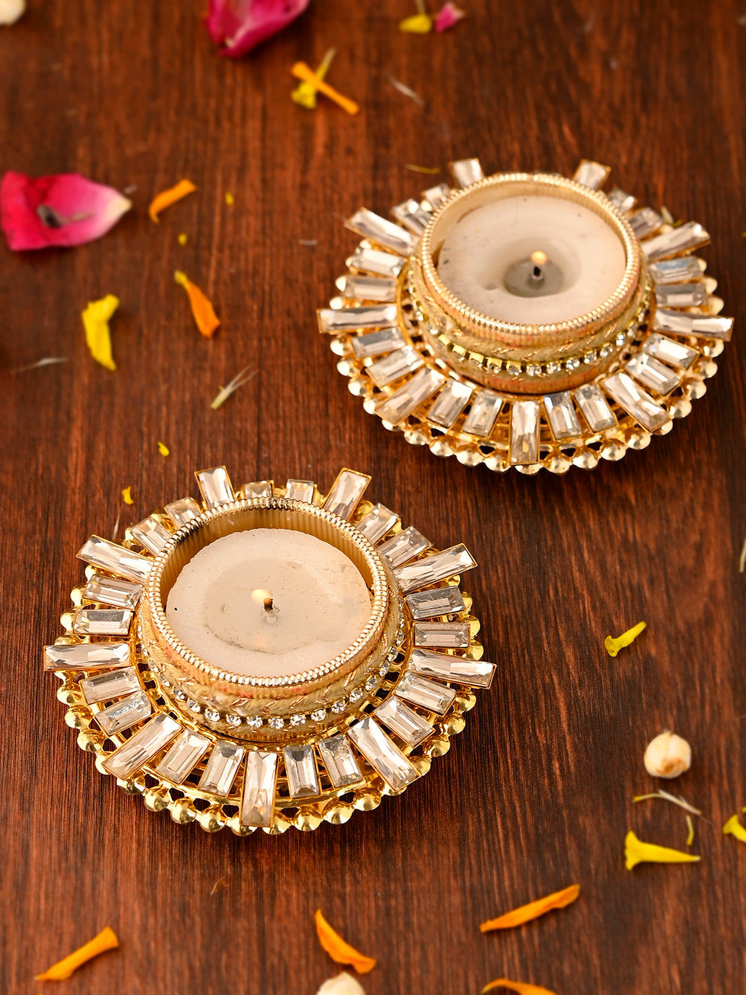 White 2 Pieces Stone Studded Metal Candle Holders