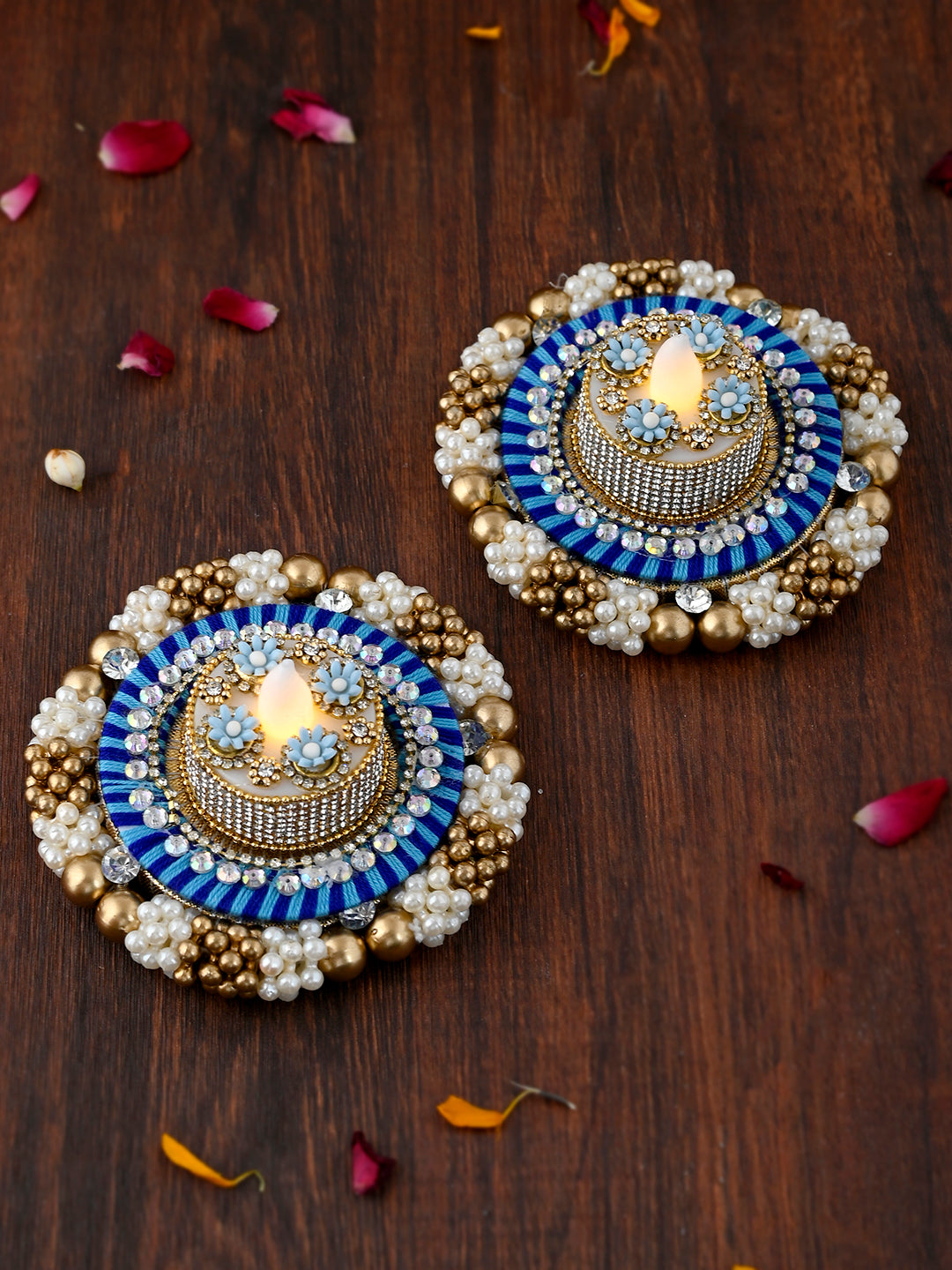 Blue & White 2 Pieces Embellished Metal Candle Holders