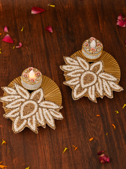 White & Gold-Toned 2 Pieces Embellished Candle Holders
