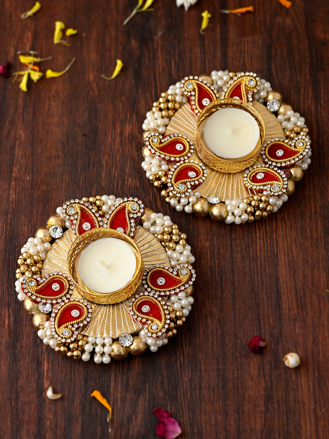 Red & Gold-Toned 2 Pieces Paisley Embellished Metal Candle Holders