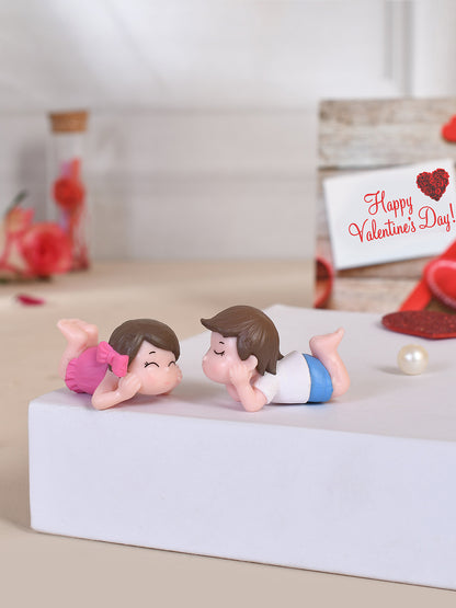 Lying on the Floor Romantic Couple Showpiece