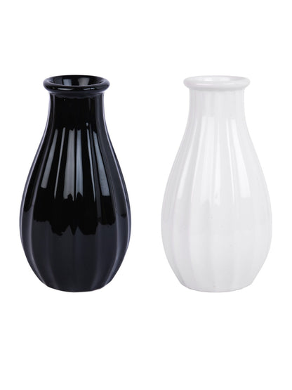 Black & White 2 Pieces Textured Ceramic Flower Vases