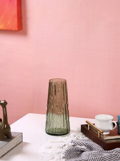 Green Crest-Textured Glass Flower Vase