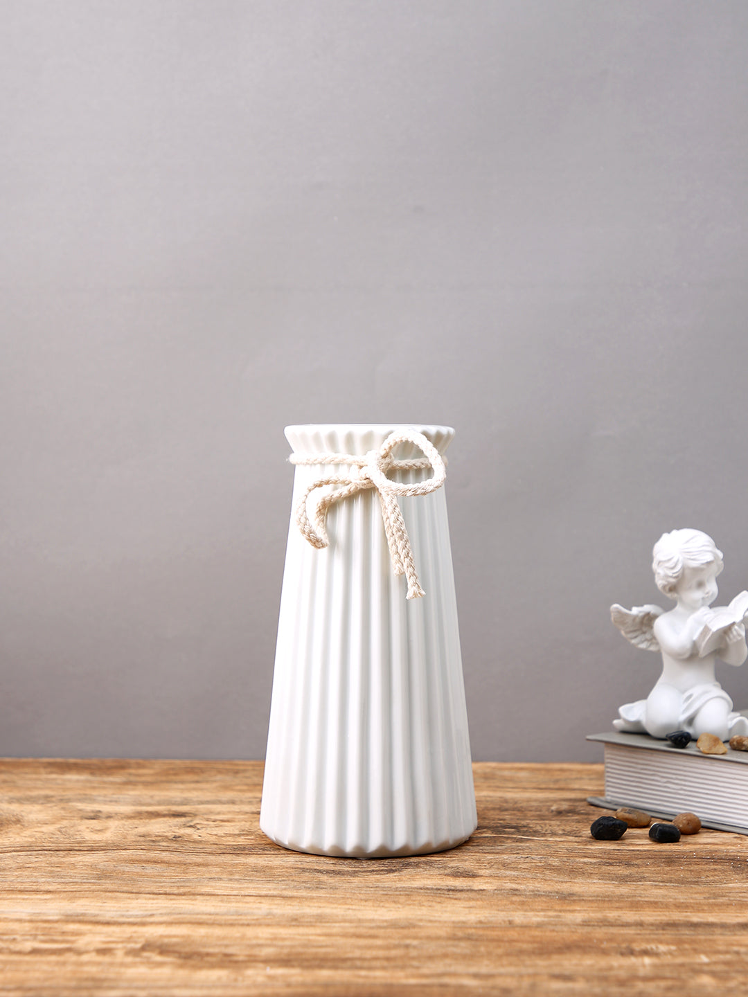 Classic Elegance White Striped Ceramic Rope Flower Vase