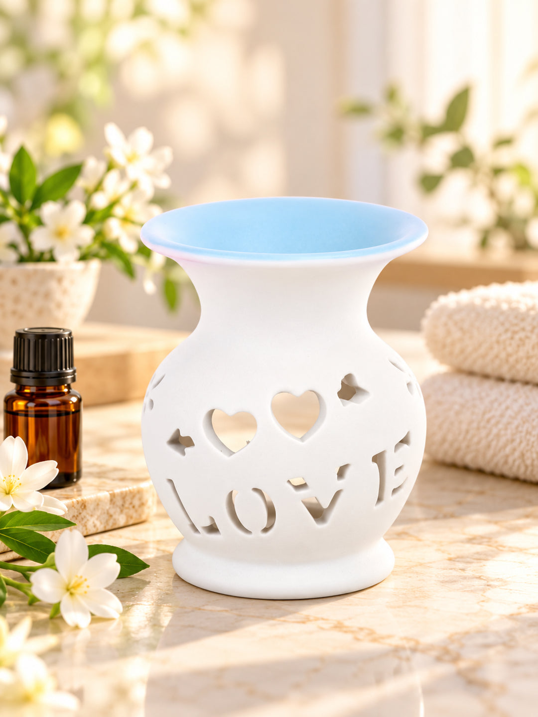 Blue LOVE Cutout Ceramic Oil Burner Aromatherapy Tealight Lamp