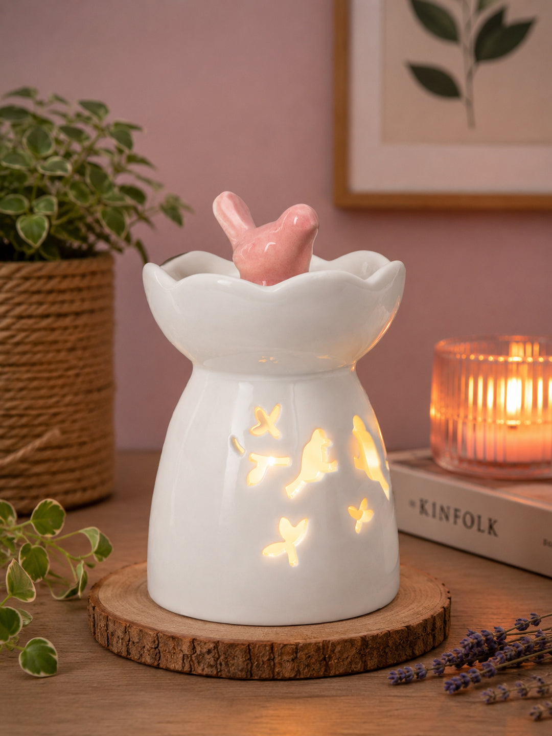 White & Pink Textured Ceramic Aroma OilDiffusers