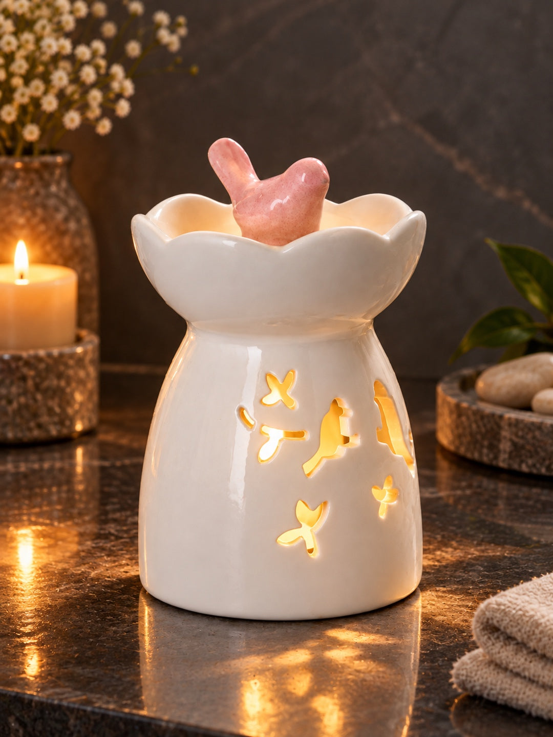 White & Pink Textured Ceramic Aroma OilDiffusers