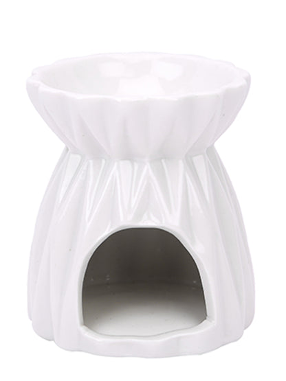 Artisanal Fluted Ceramic Oil Diffuser Featuring Elegant Gold Detail