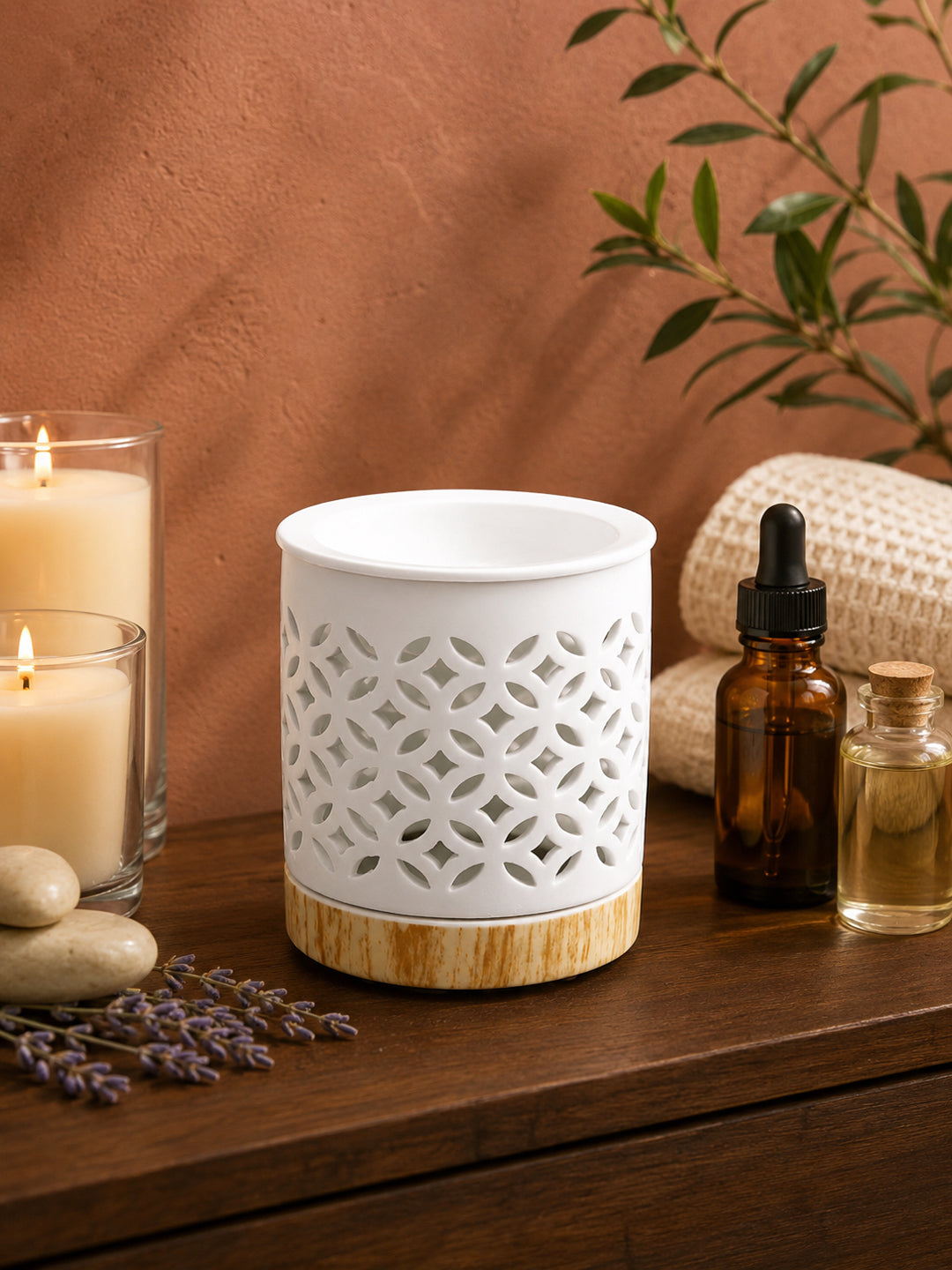 White & Beige Textured Ceramic Aroma OilDiffusers