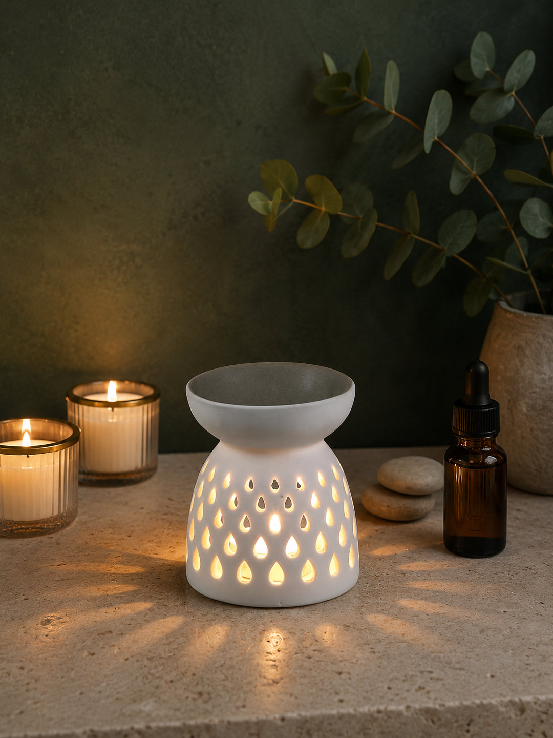 White Textured Ceramic Aroma OilDiffusers