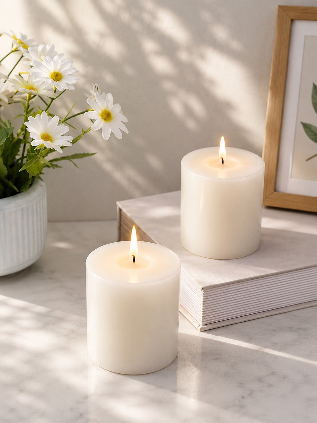 Set of 2 White Pillar Candles