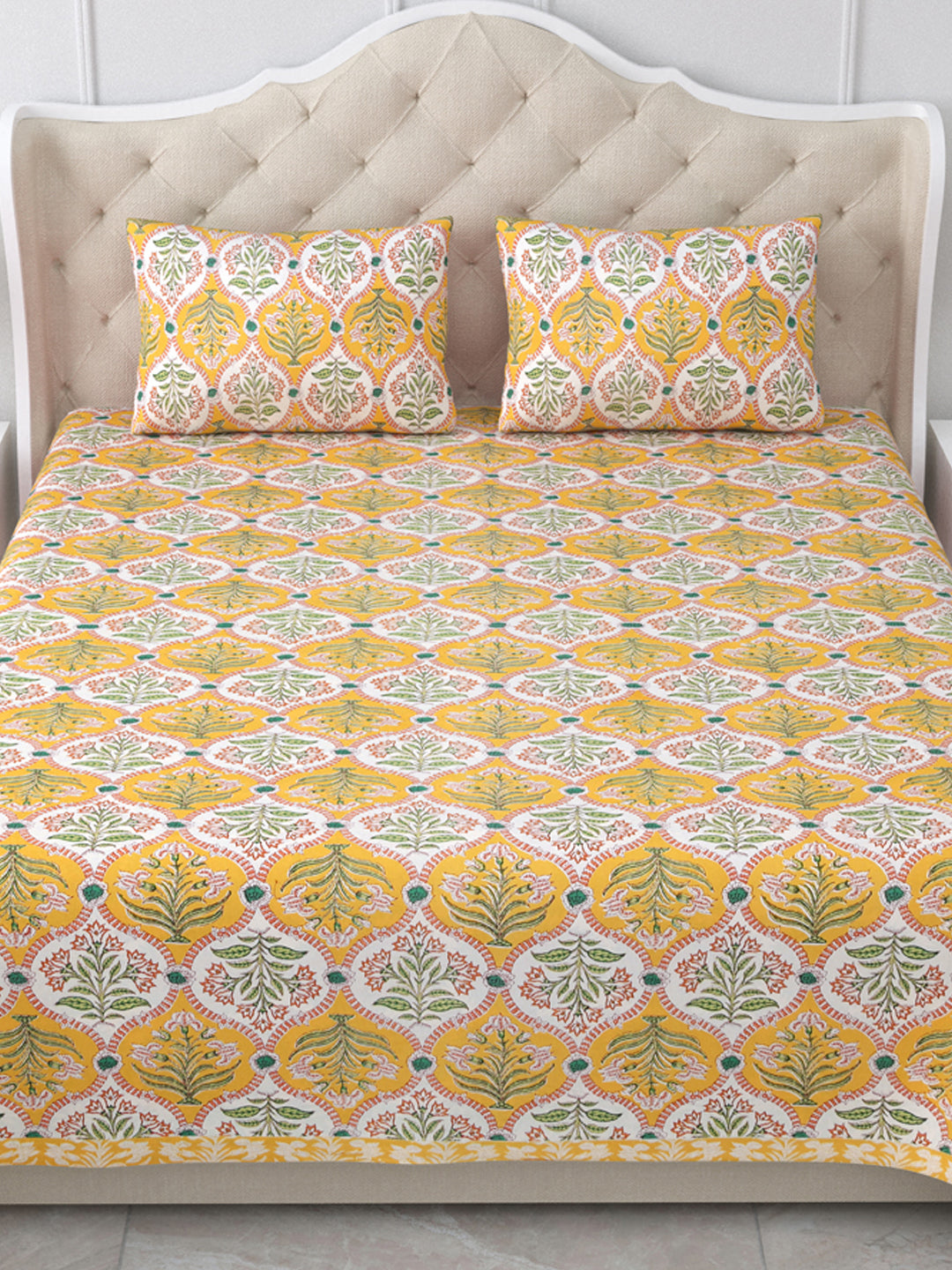 Maharani’s Dreamscapes Yellow & Green Cotton Double Bedsheet with 2 Pillow Covers