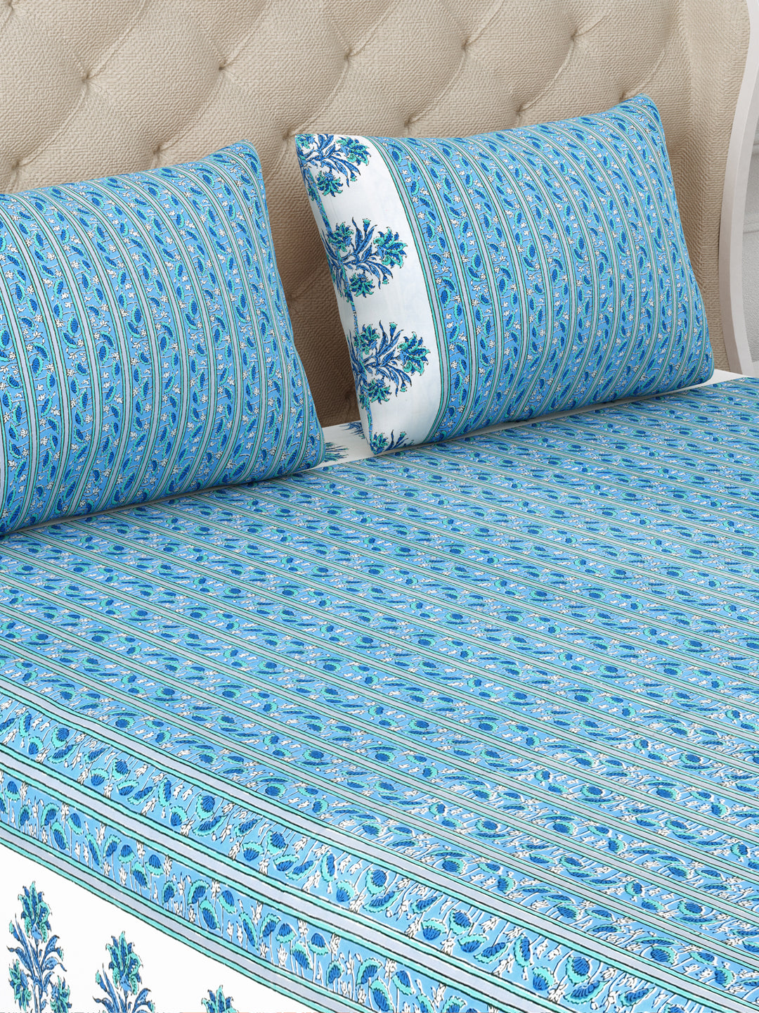 Blue & White Cotton Double Bedsheet with 2 Pillow Covers