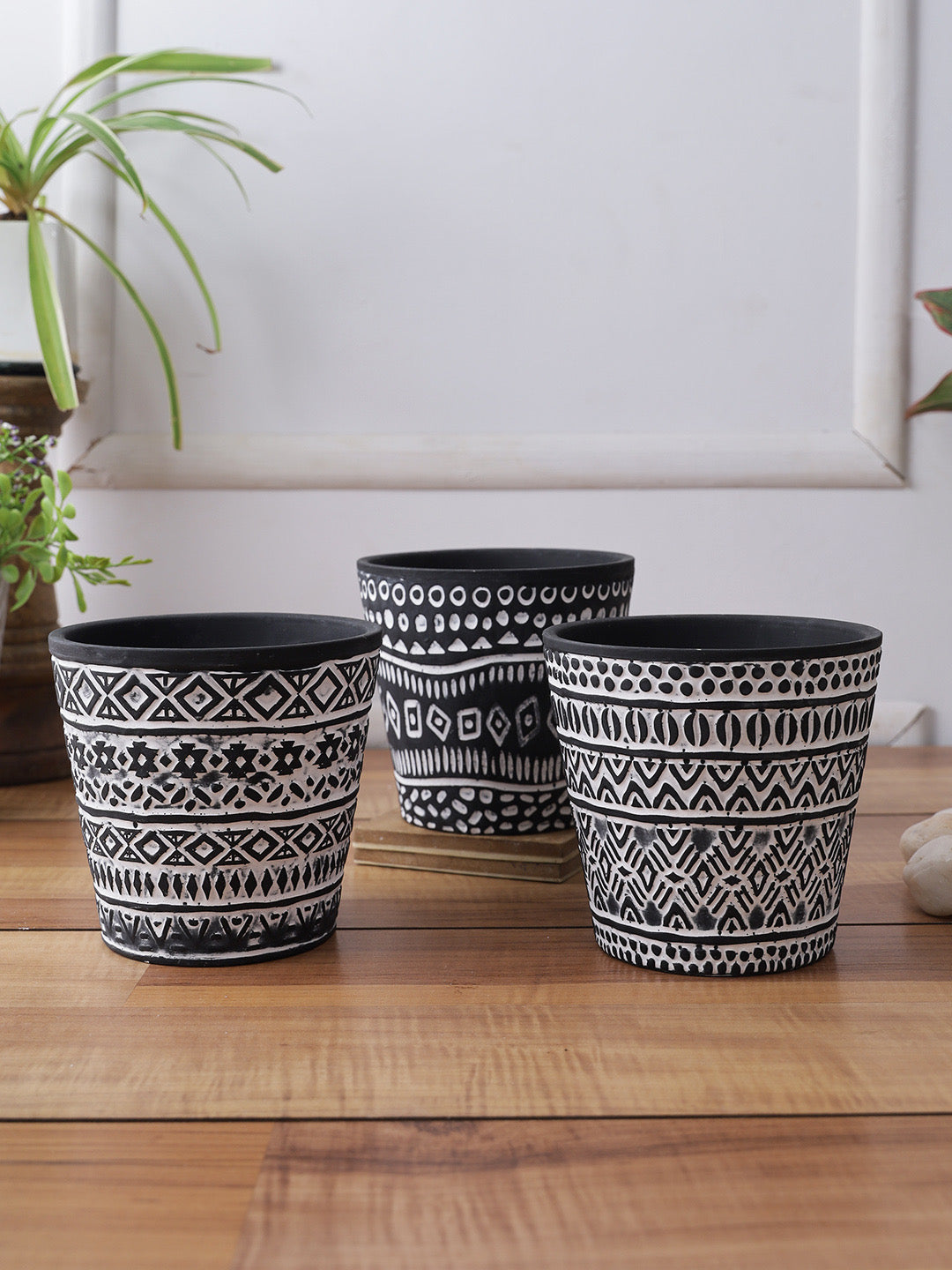Set of 3 Black colored Planters with white tribal design - Default Title (CH210112_3)