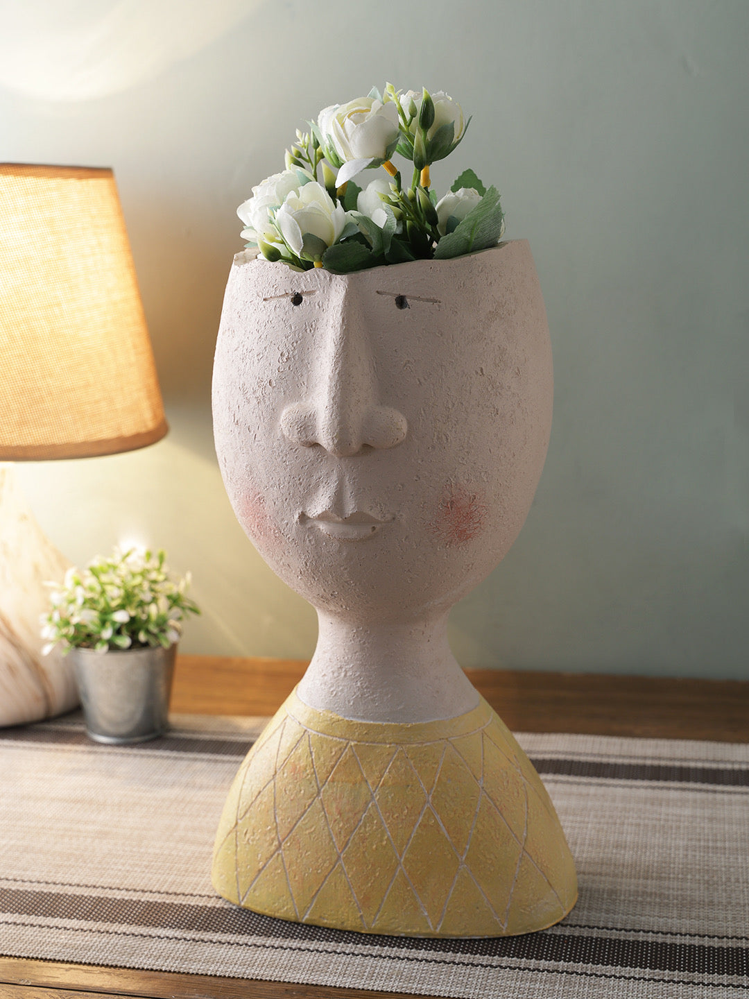 White Potrait Flower Vase - Default Title (CH210459)