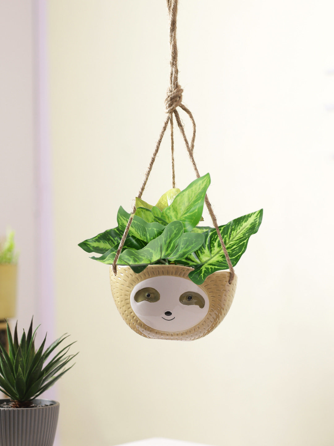 Beige Baby face Hanging Ceramic Planter - Default Title (CH22259WH)