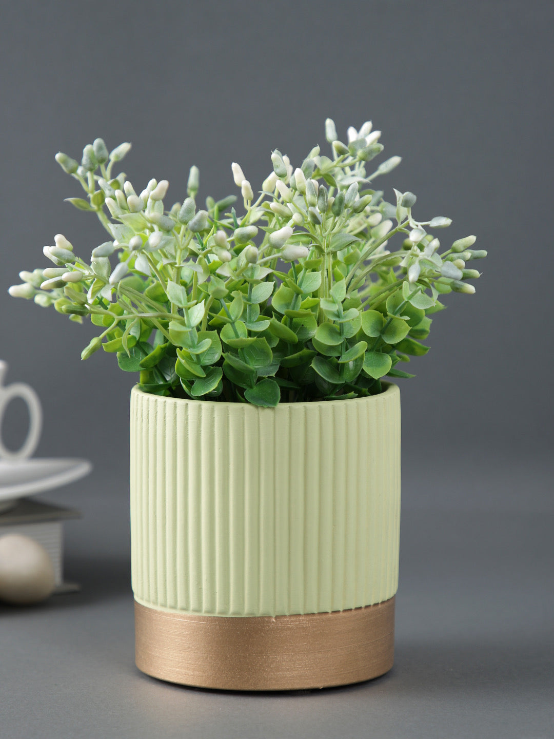 Ribbed Medium Planter - Default Title (CHC22509YE)