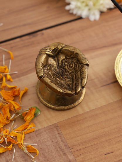 Hand Carved Brass Diya Set of 2 - Default Title (DDM2113_2)