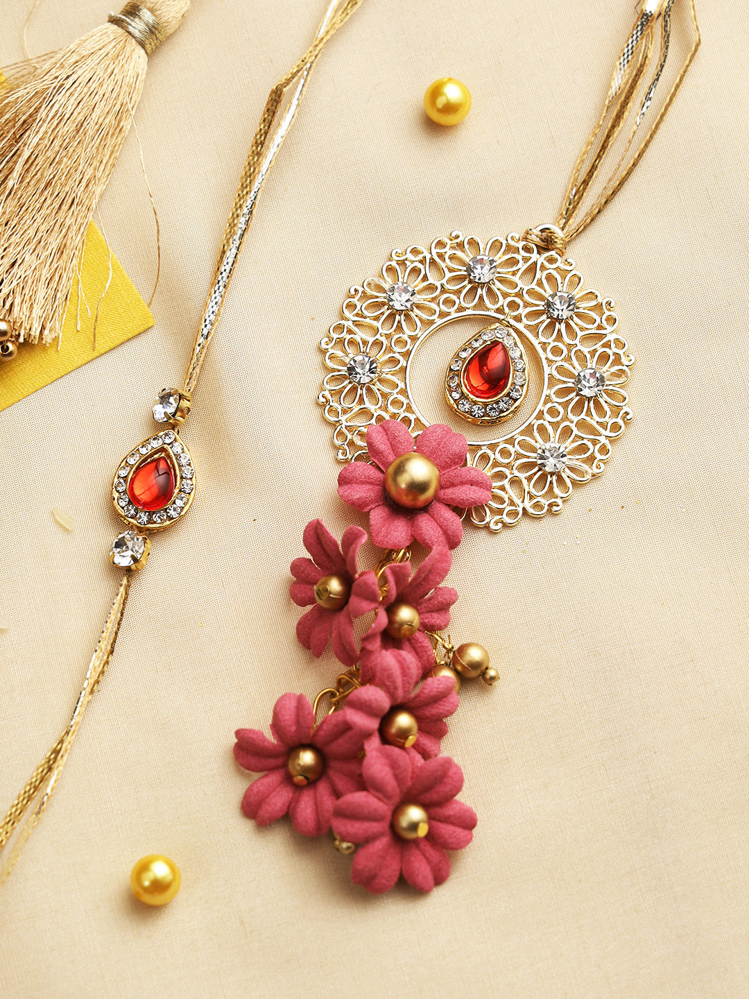 Red Paradise Bhaiya Bhabhi Rakhi Combo - Only Rakhi (RP22423)