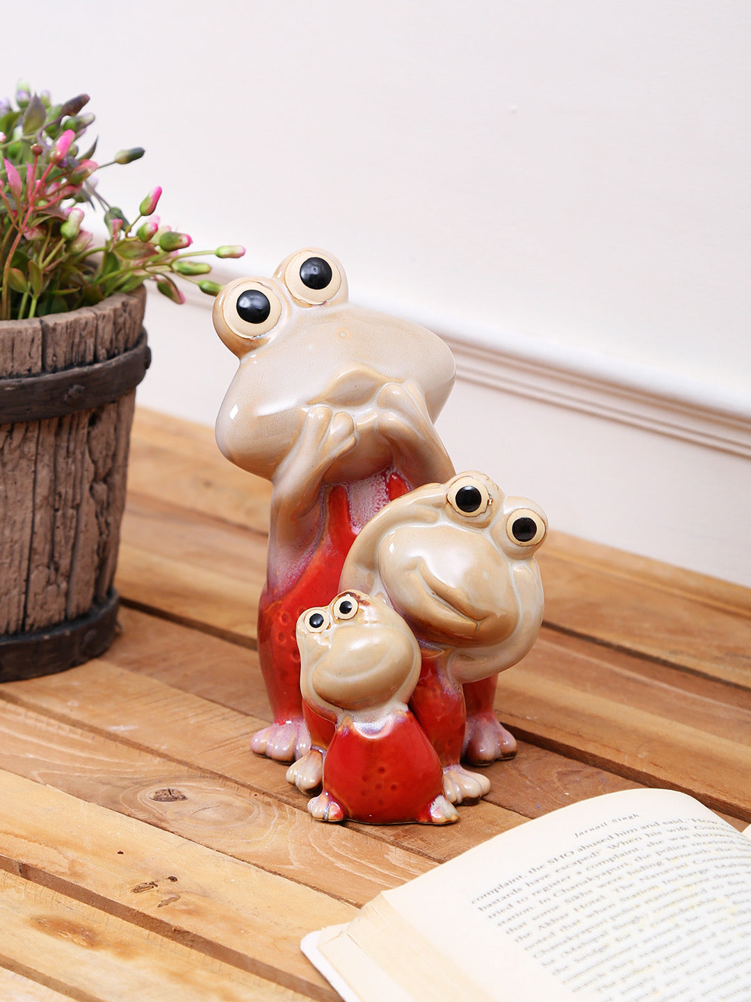 Gleaming Eyes White Ceramic Frogs - Default Title (SHOW19525)